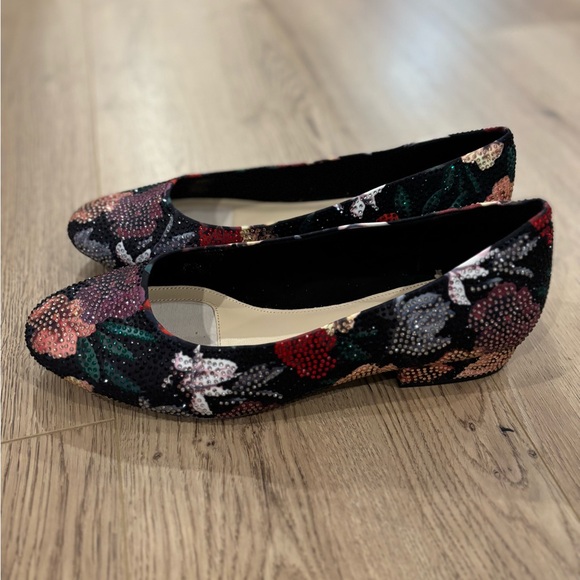 Alex Marie Bevier Elegant Rhinestone Floral Low Block Heel Shoes 10 - Picture 5 of 9